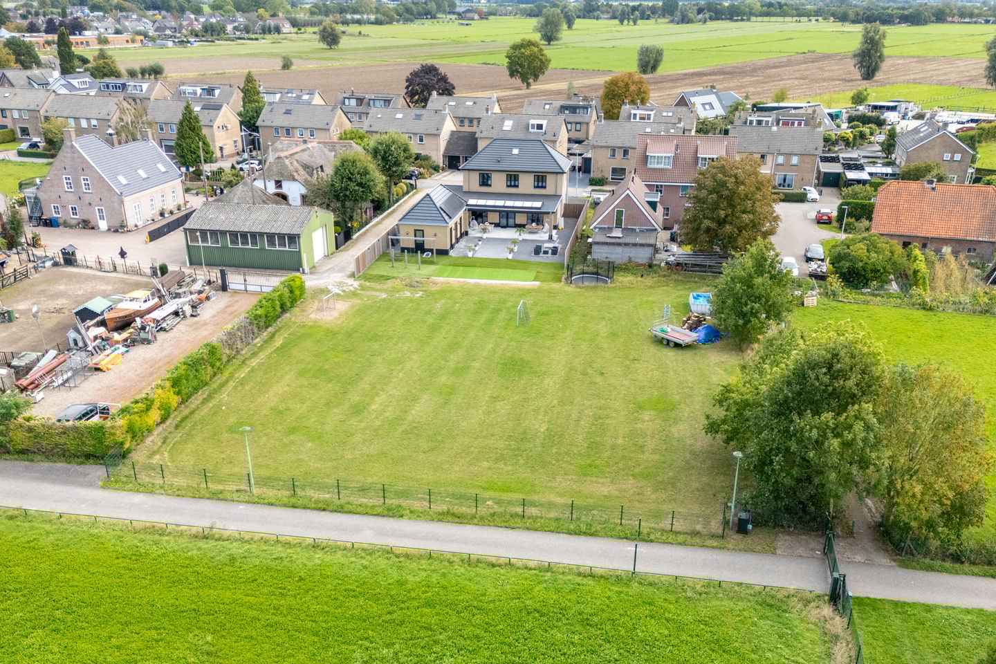 Photo 104 of Biezenweg 8-A