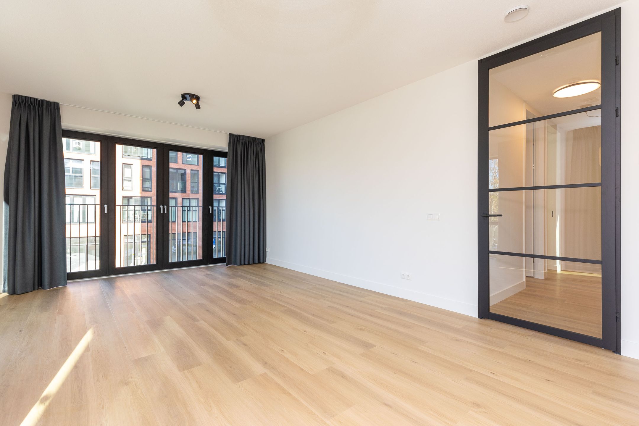 Foto 9 van Niemeyerstraat 99