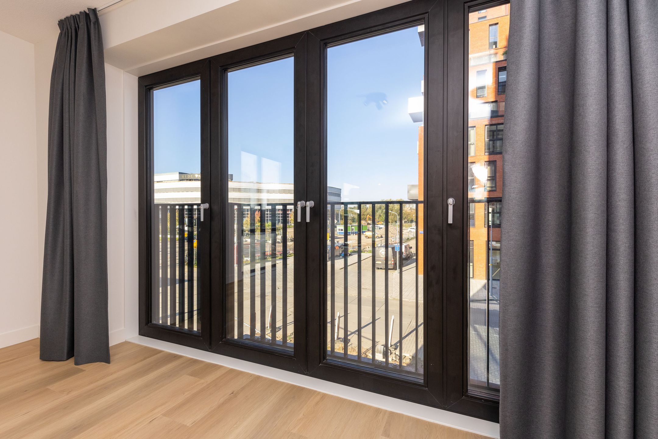 Foto 12 van Niemeyerstraat 99