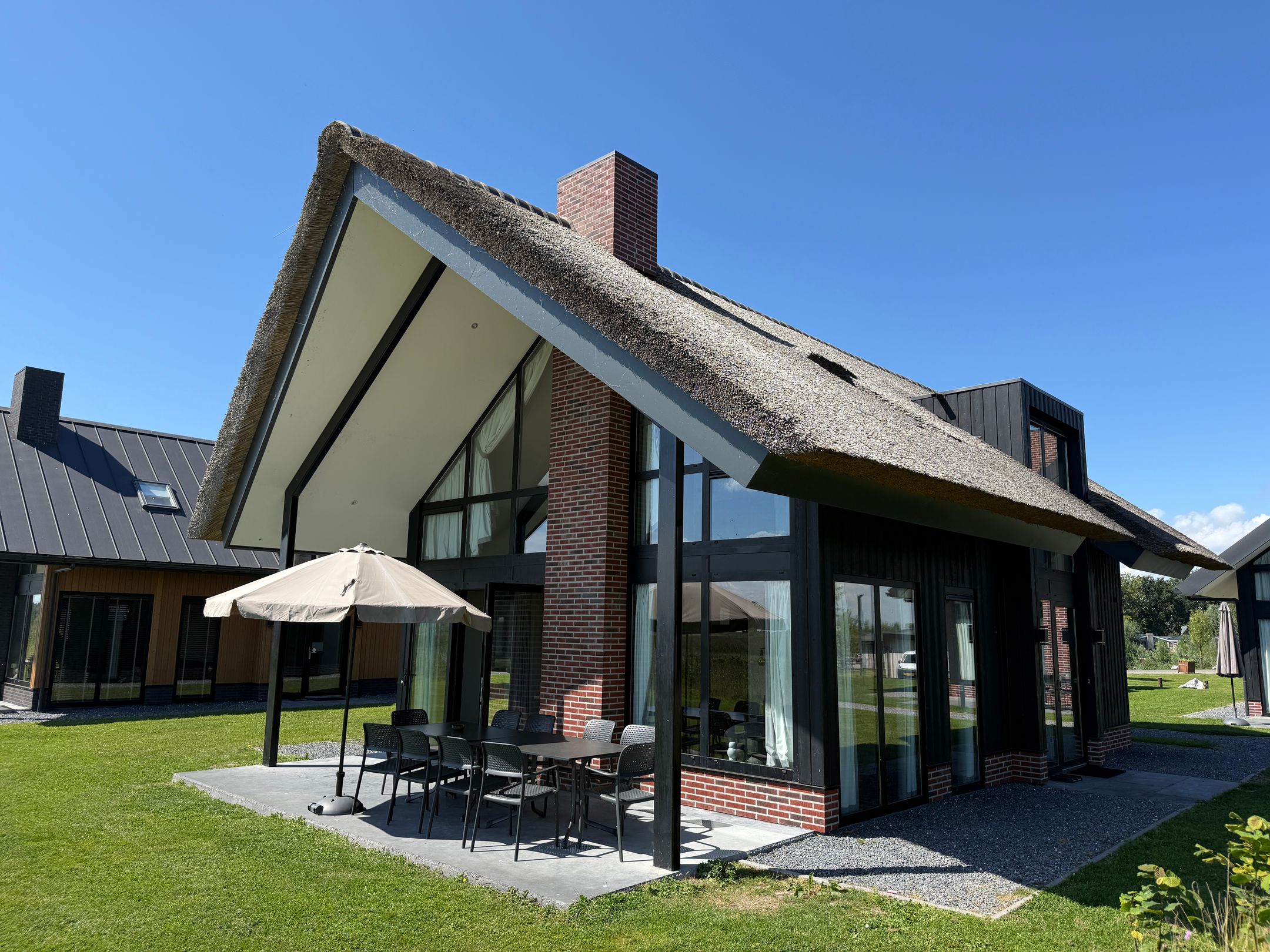 5-bedroom freehold villa in Kampen — photo 1 of 5