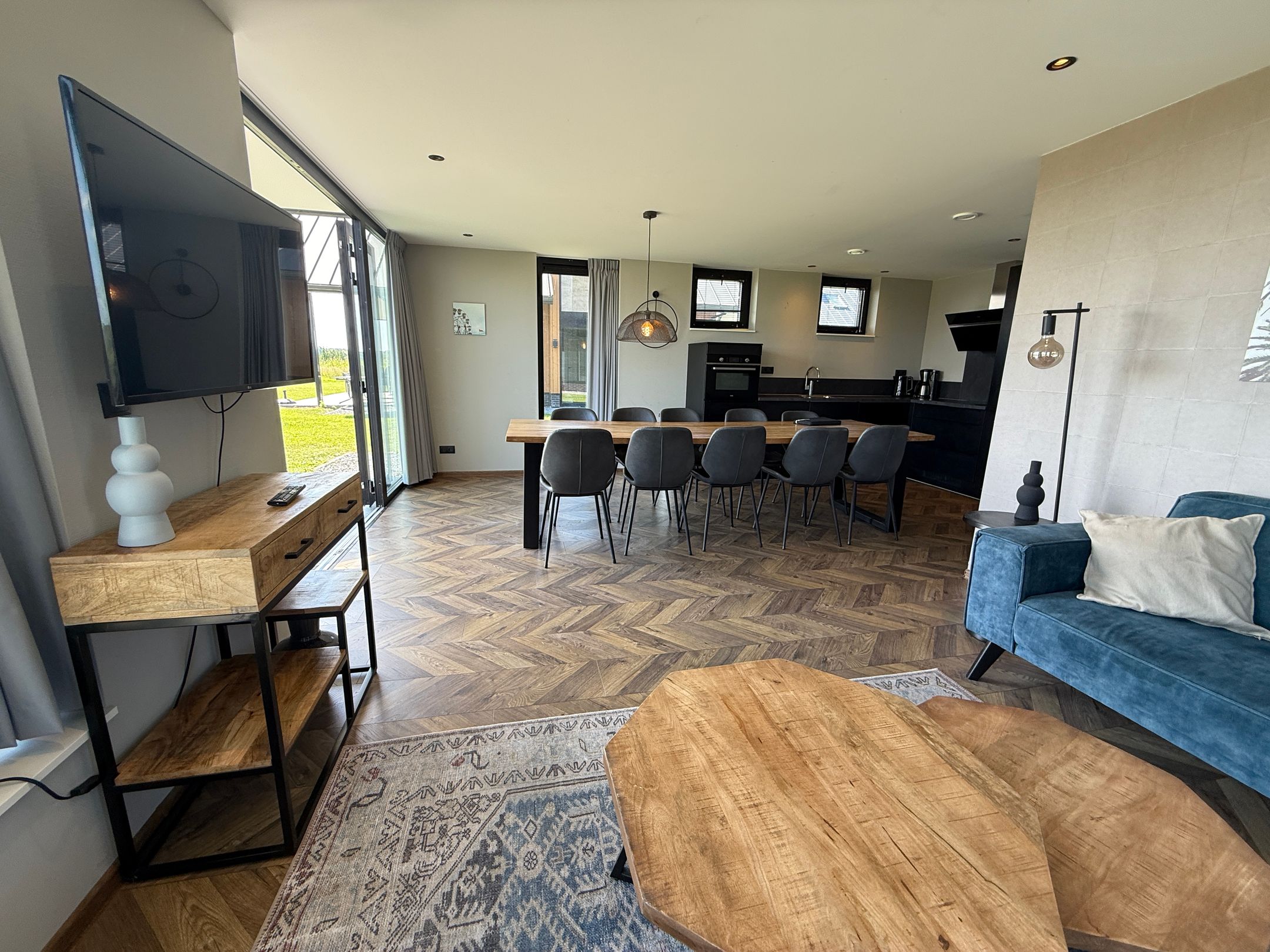 5-bedroom freehold villa in Kampen — photo 2 of 5