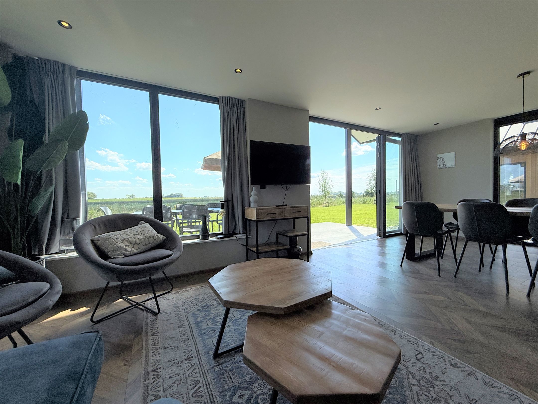 5-bedroom freehold villa in Kampen — photo 5 of 5