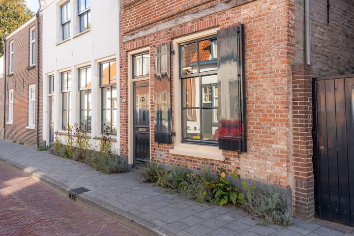 Photo 28 of Achterstraat 69