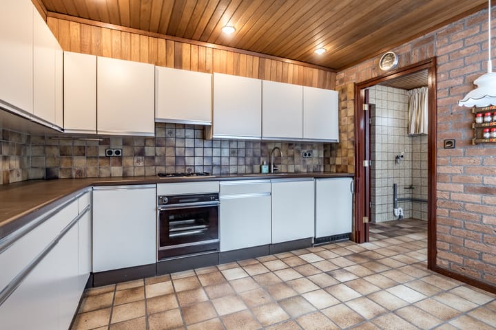 Photo 18 of Theo Dobbestraat 4