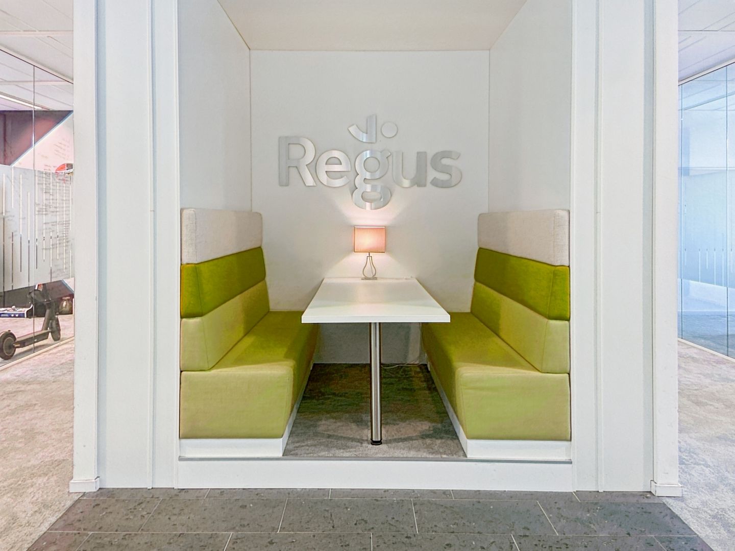 Bekijk foto 1 van Databankweg 26