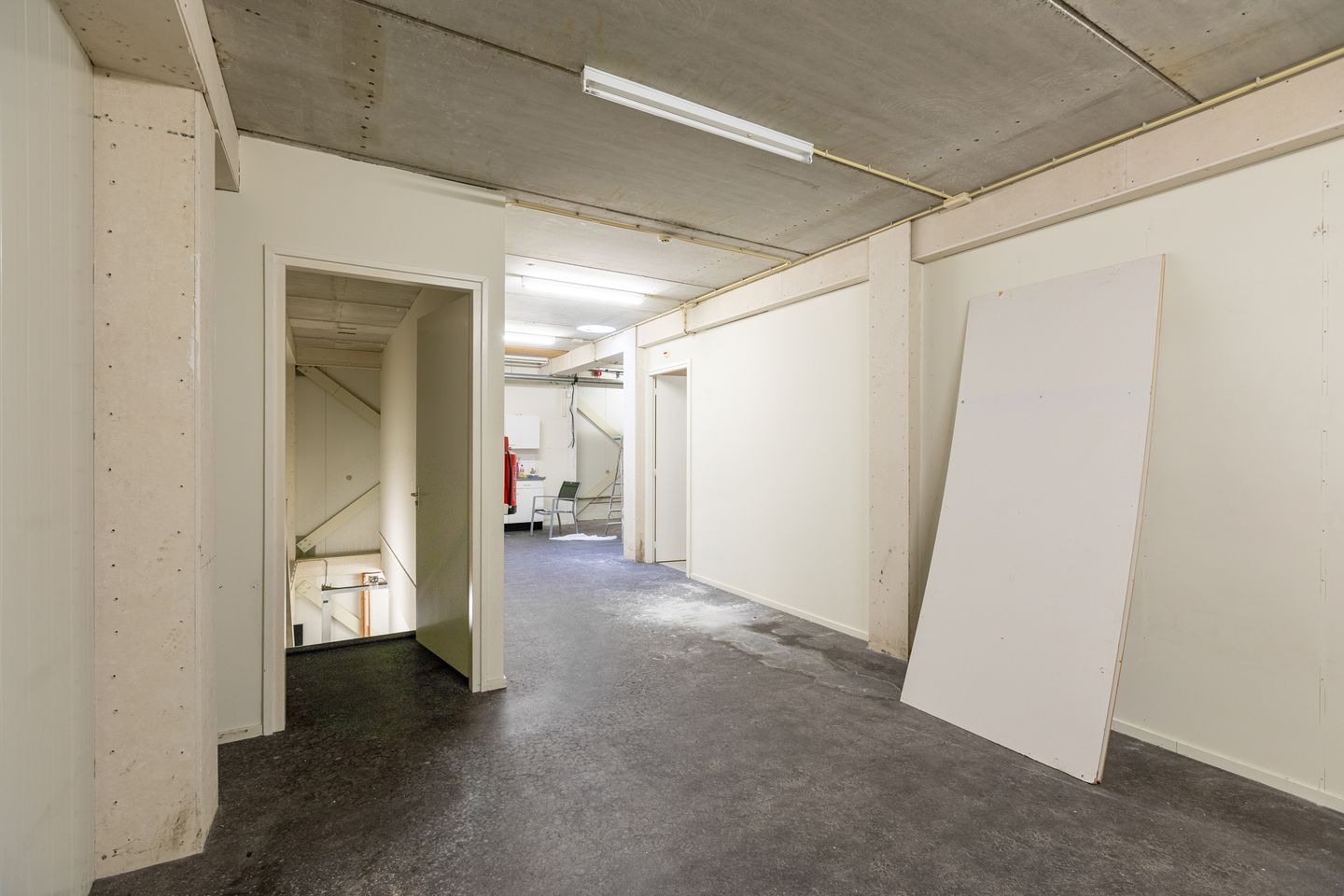 View photo 5 of Marktlaan 17