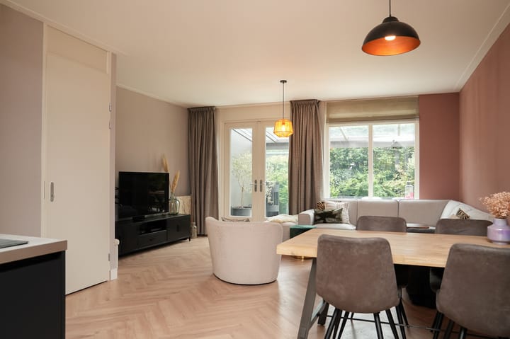 Photo 9 of Dugganstraat 6