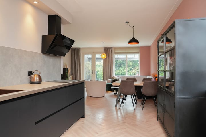 Photo 11 of Dugganstraat 6