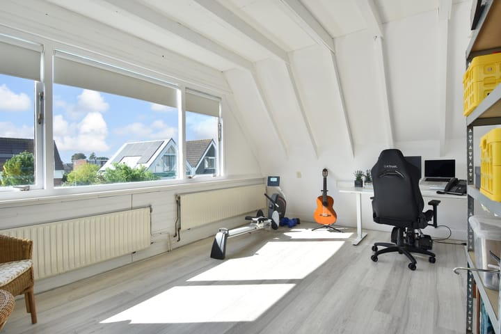 Foto 3 van van Naeldwijcklaan 34