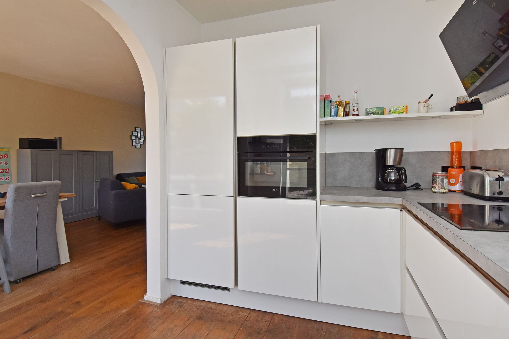 Foto 15 van van Naeldwijcklaan 34