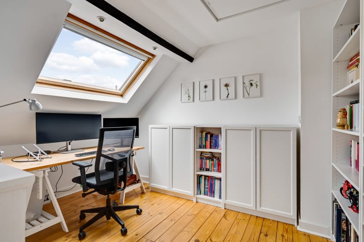 Photo 26 of Dokter Leursstraat 19