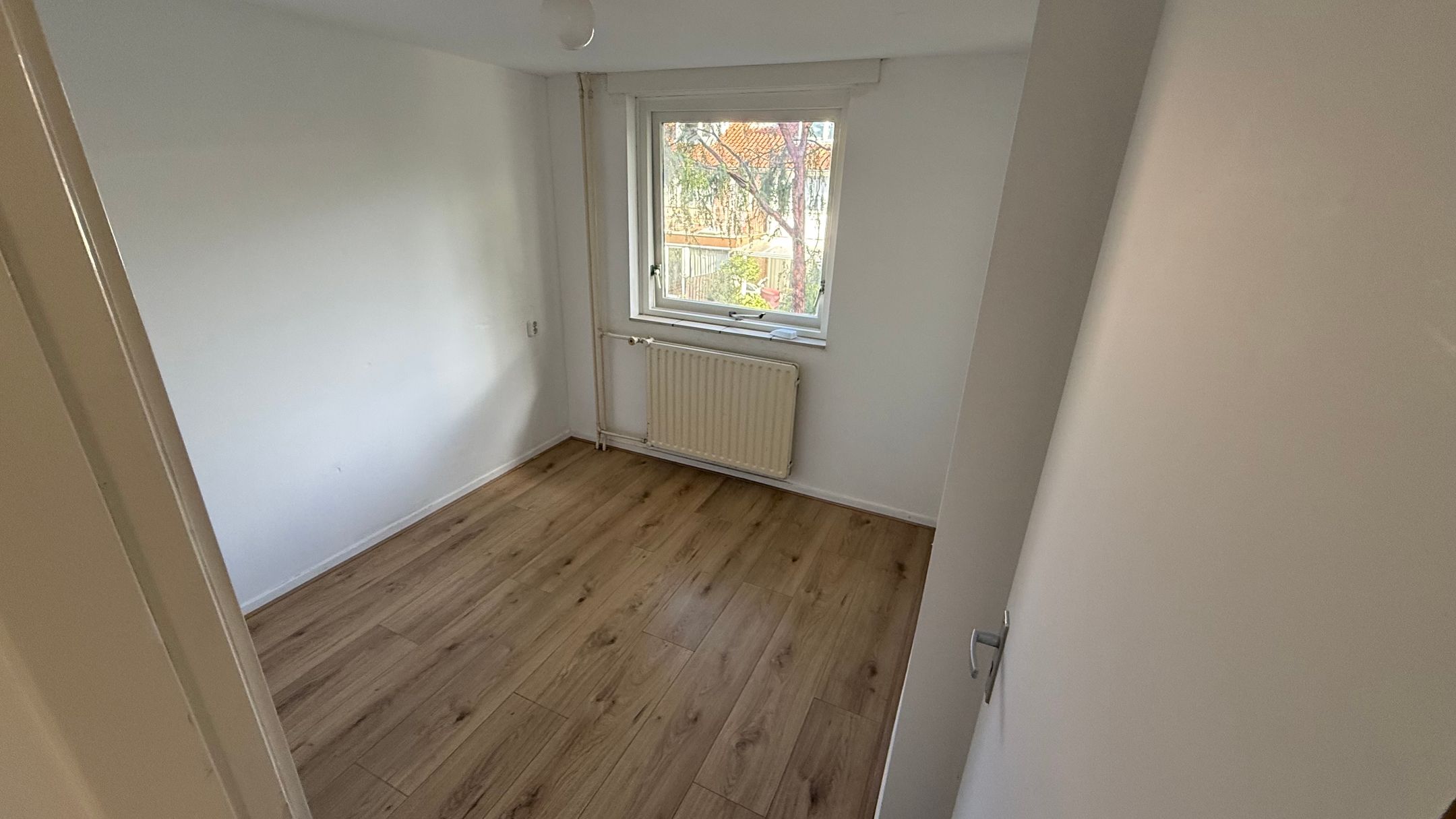 Photo 18 of van der Helstpark 75