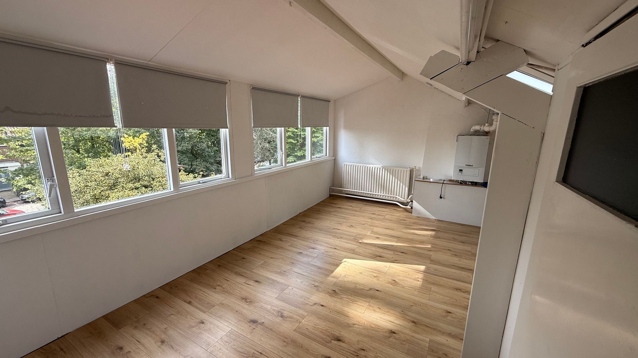 Photo 24 of van der Helstpark 75