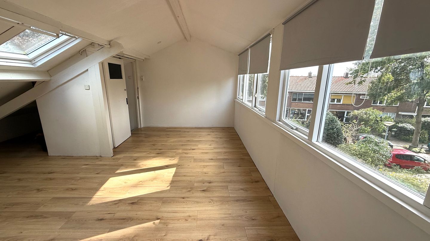 Photo 25 of van der Helstpark 75