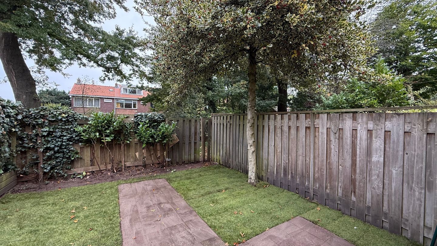 Photo 29 of van der Helstpark 75