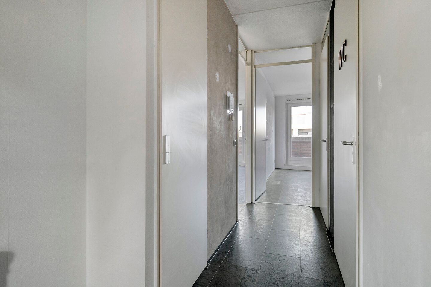 Foto 10 van Uitstraat 41