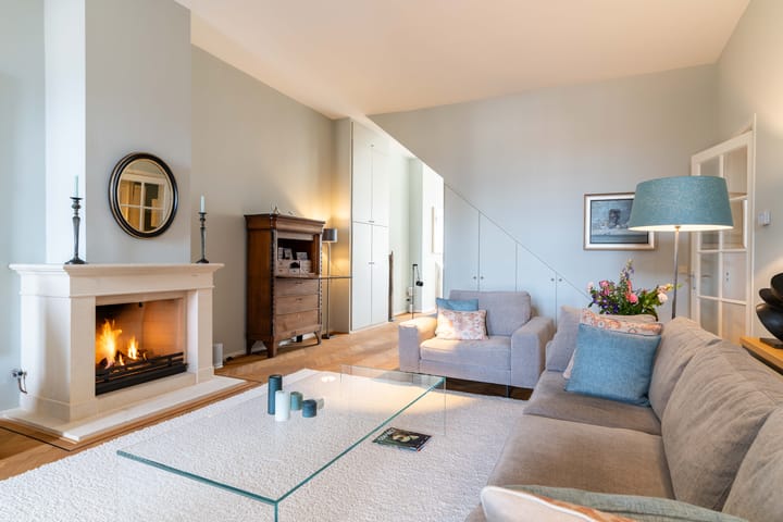 Photo 2 of Laan Copes van Cattenburch 44-F