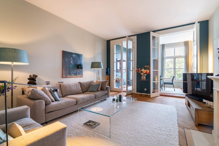 Photo 22 of Laan Copes van Cattenburch 44-F