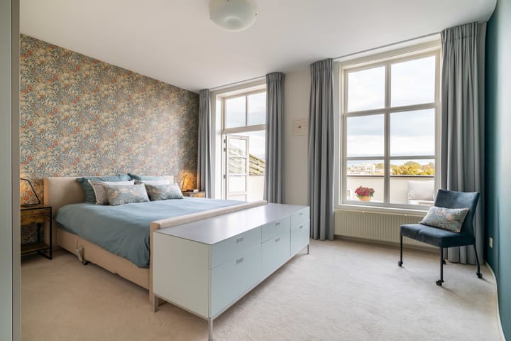 Photo 40 of Laan Copes van Cattenburch 44-F