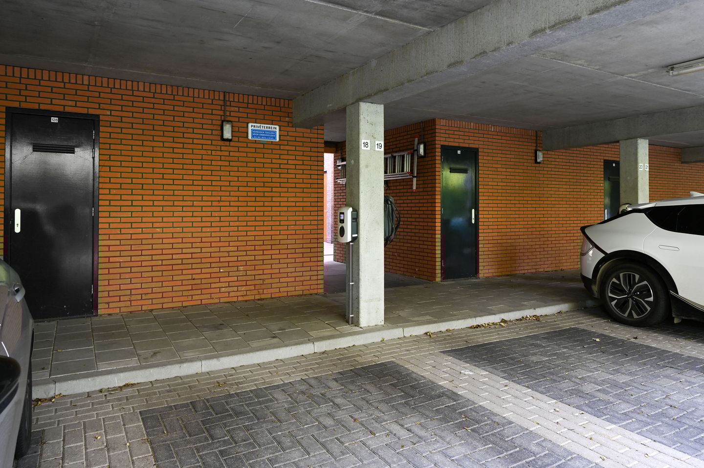 Foto 20 van Burgemeester de Voogtlaan 126