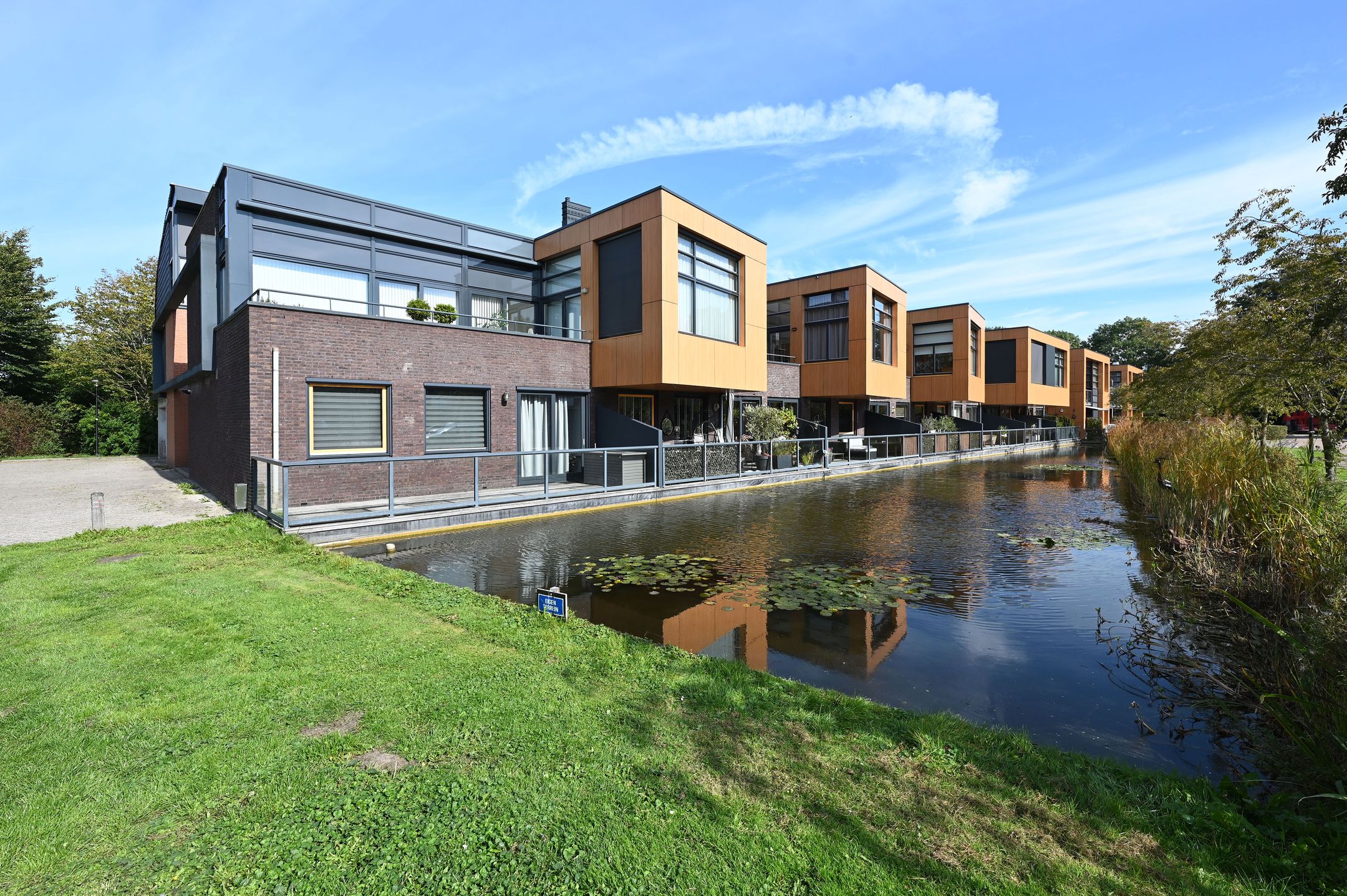 Foto 24 van Burgemeester de Voogtlaan 126