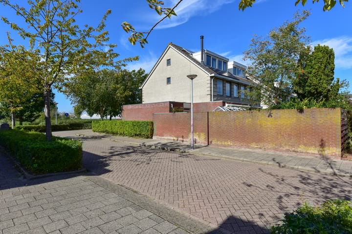 Foto 2 van Irislaan 66