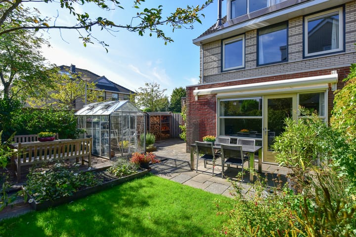 Foto 8 van Irislaan 66