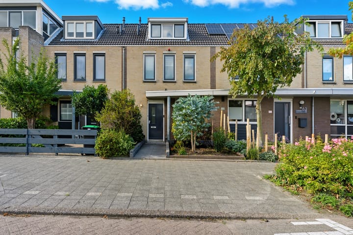 Foto 8 van Brahmsstraat 65