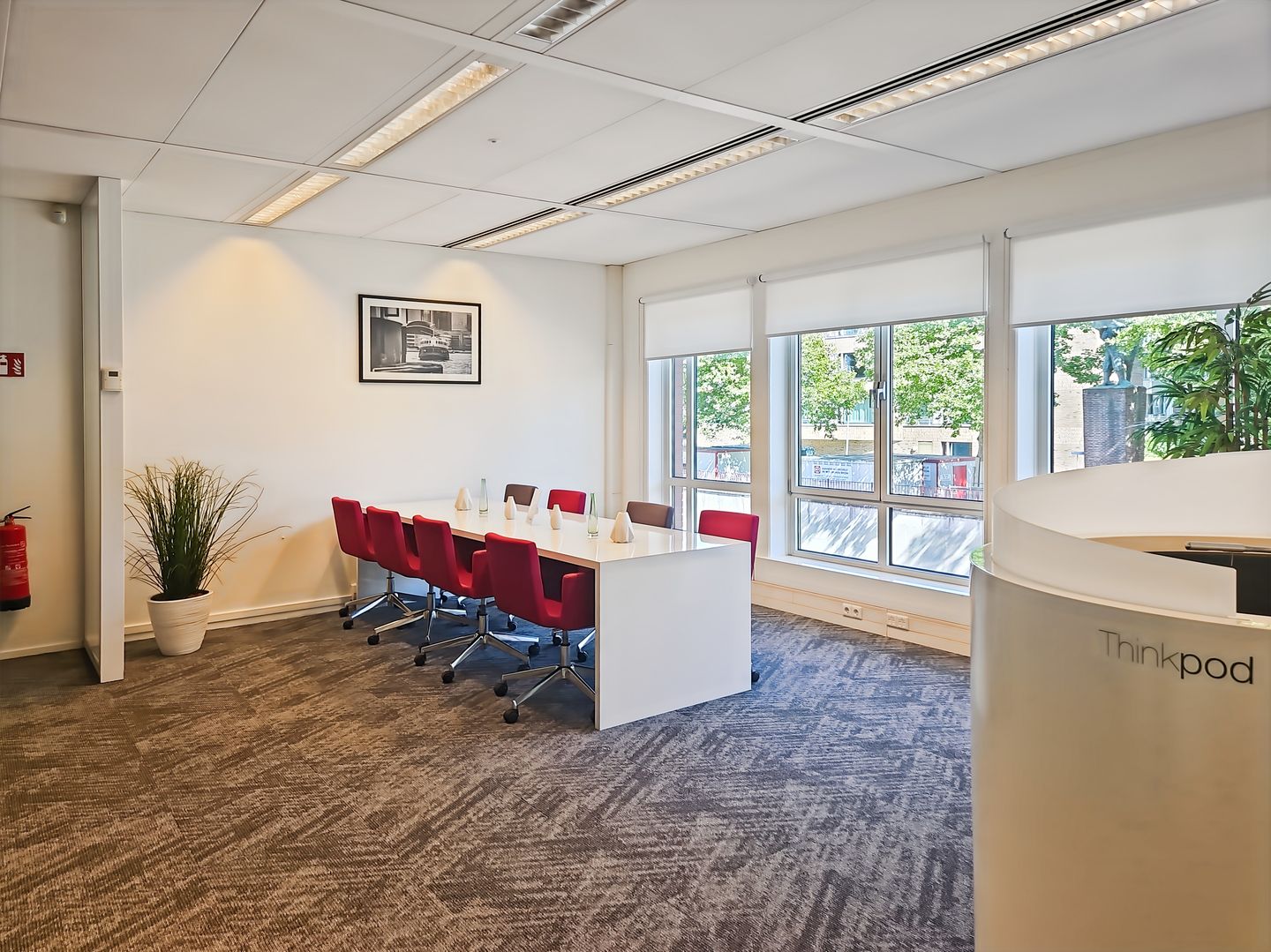 View photo 1 of Stationsplein 91-105