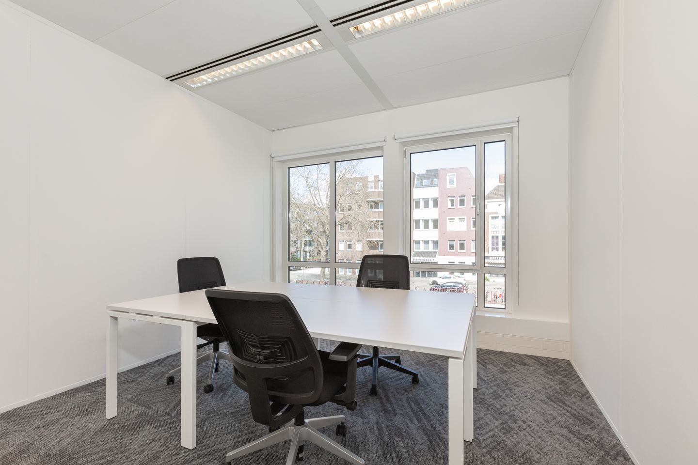 View photo 5 of Stationsplein 91-105