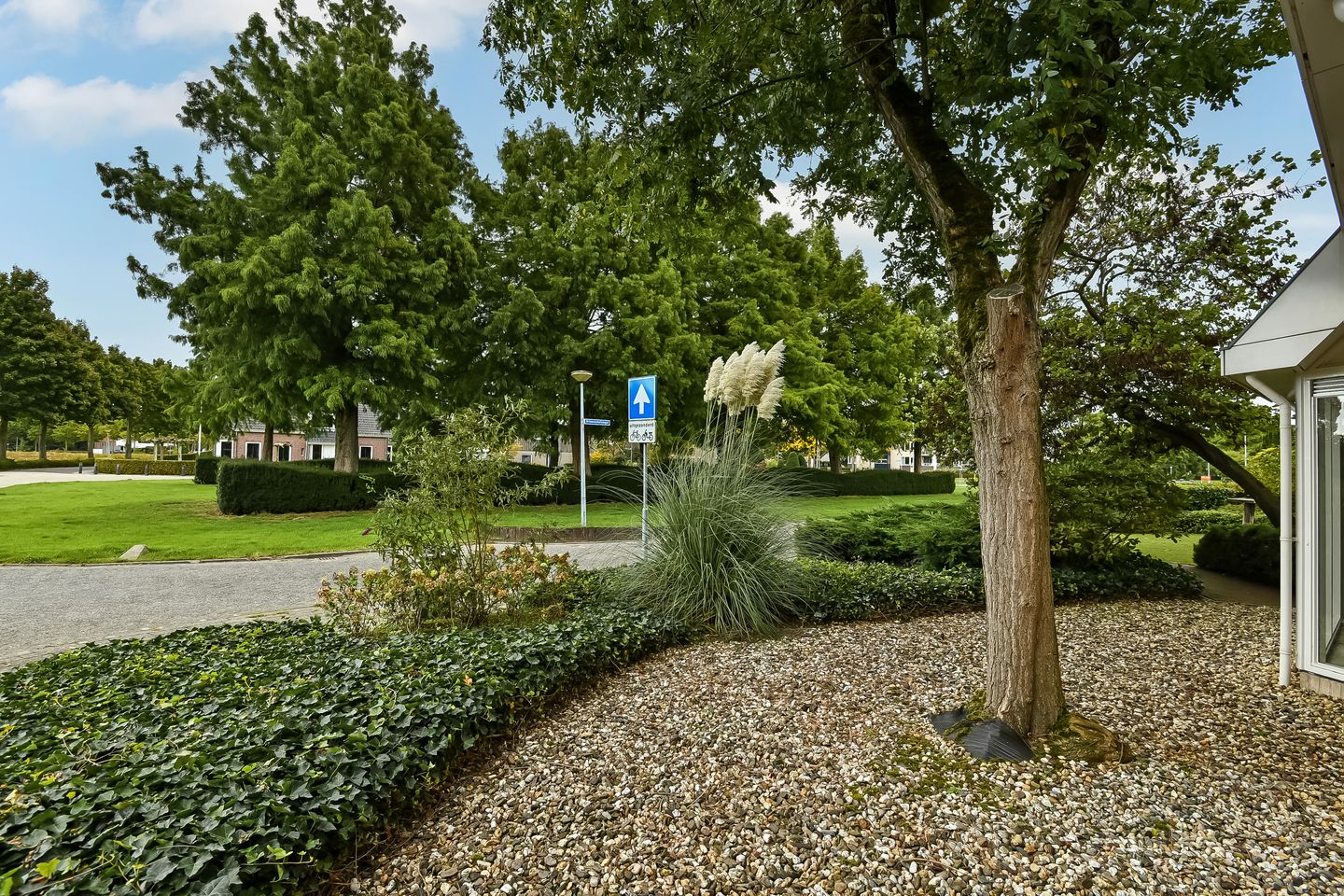 Foto 14 van Marga Klompélaan 1