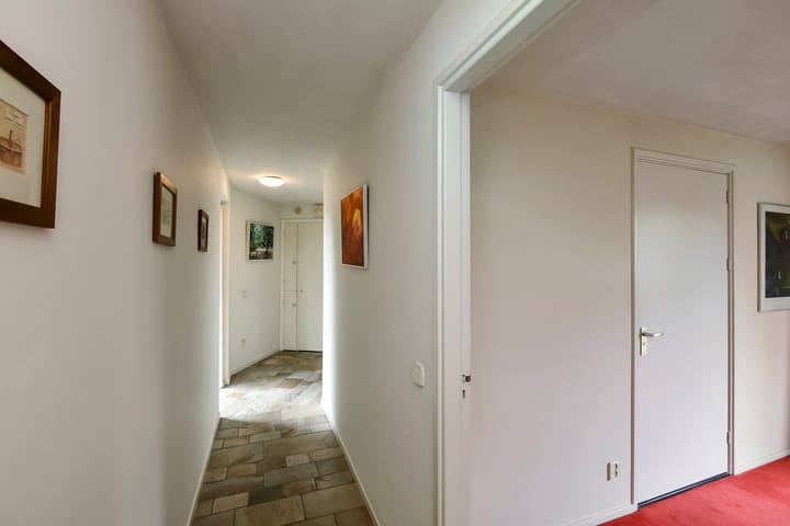 Foto 30 van Marga Klompélaan 1