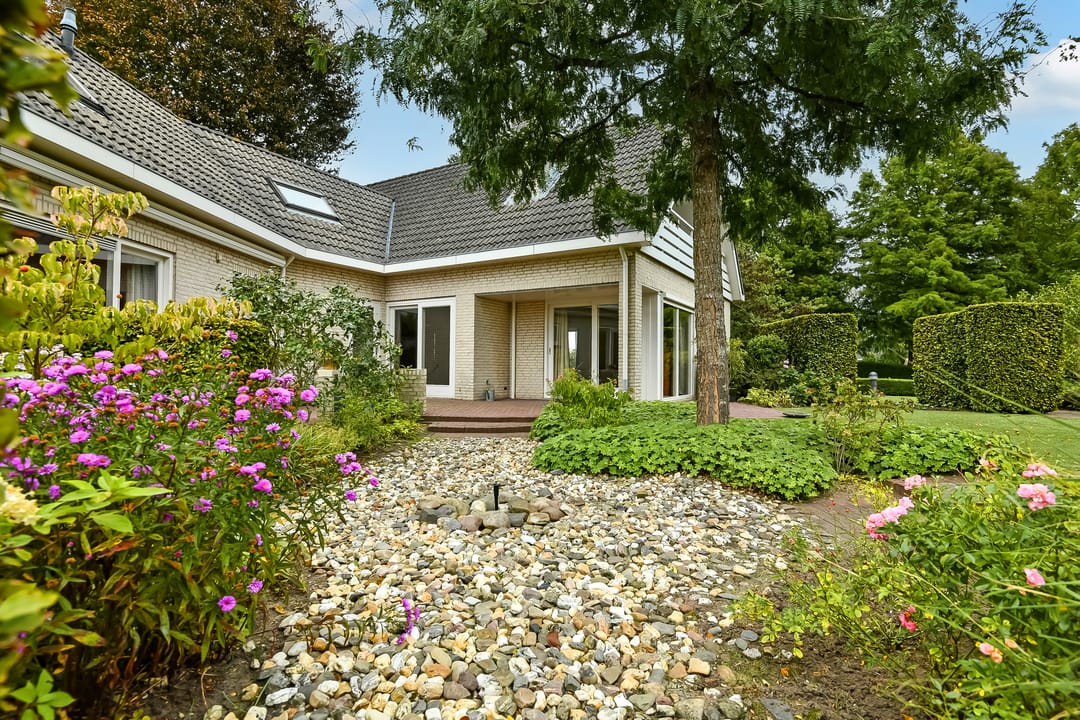 Foto 58 van Marga Klompélaan 1