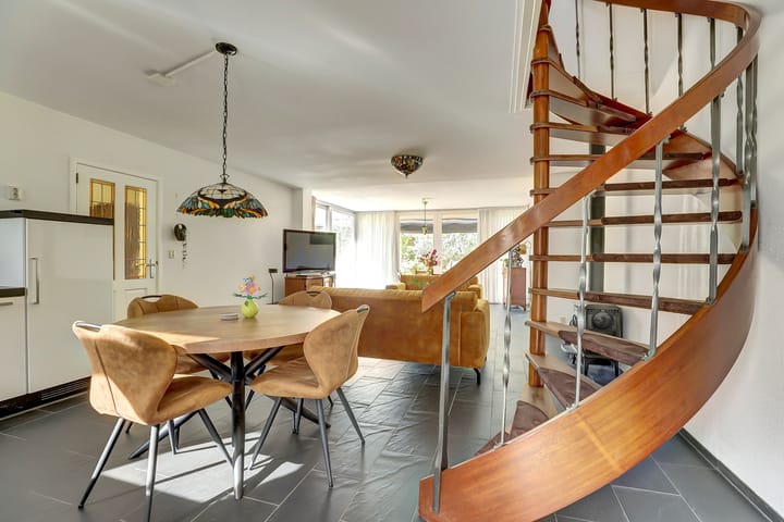 Photo 9 of De Konick 12