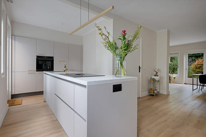 Foto 2 van Amelterhout 23