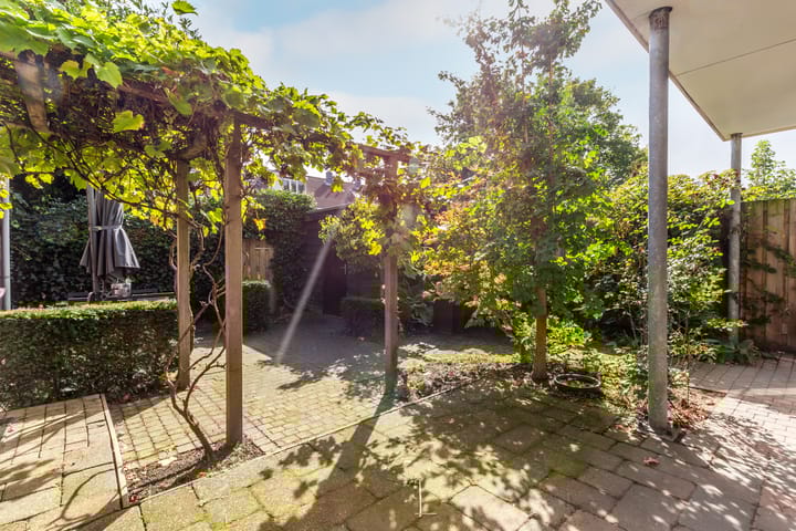 Foto 3 van Van Zeggelenstraat 146