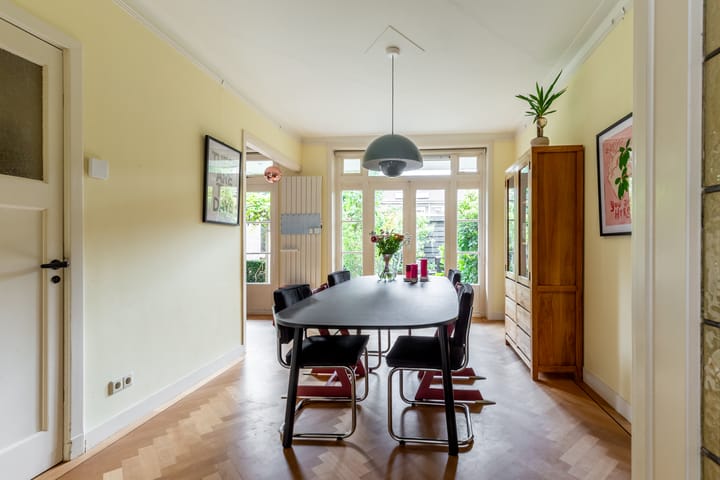 Foto 11 van Van Zeggelenstraat 146