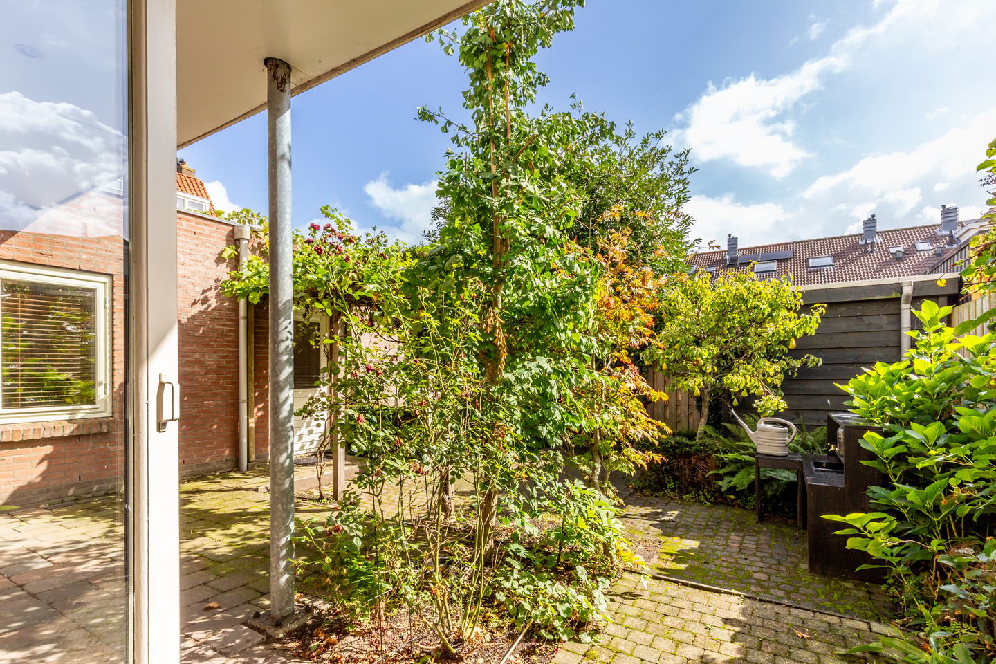 Photo 25 of Van Zeggelenstraat 146