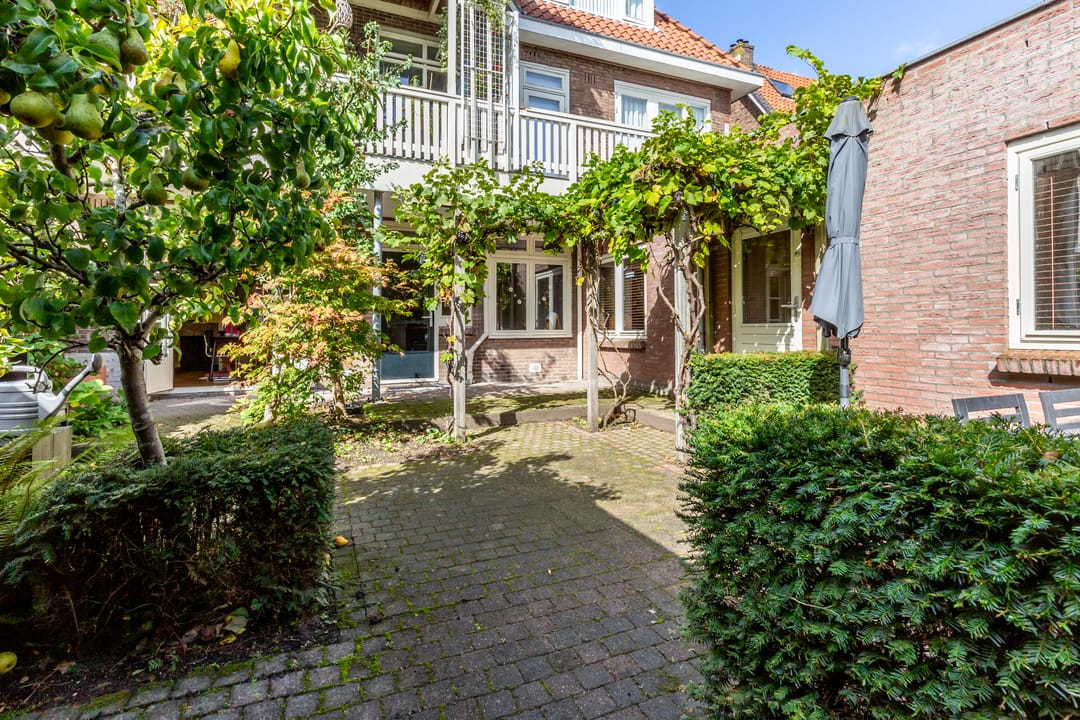 Photo 28 of Van Zeggelenstraat 146