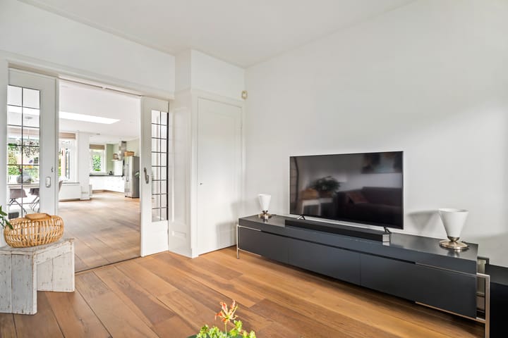 Foto 10 van Voltastraat 7