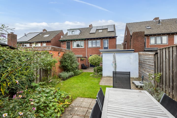 Photo 52 of Geraniumstraat 9