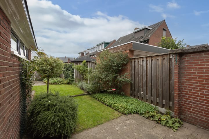 Photo 54 of Geraniumstraat 9