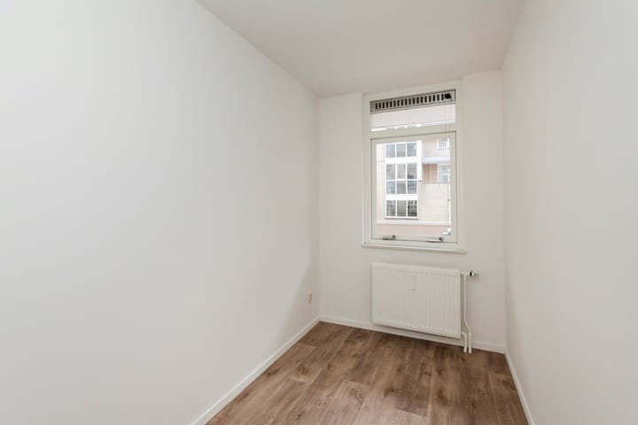 Foto 12 van Mari Andriessenrade 1