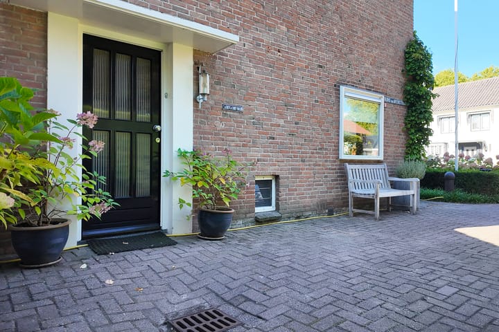 Foto 65 van Burgemeester van Akenstr 14