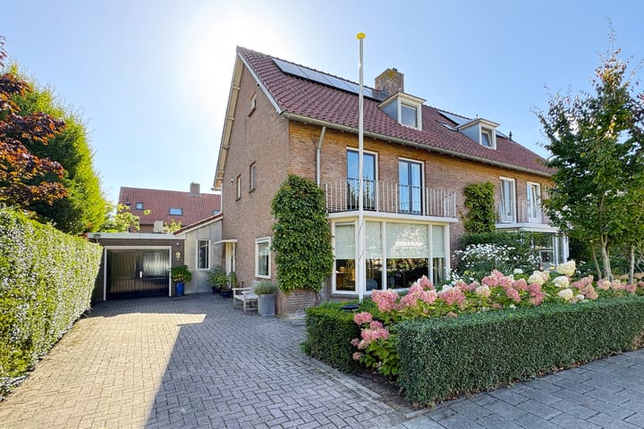 Foto 66 van Burgemeester van Akenstr 14