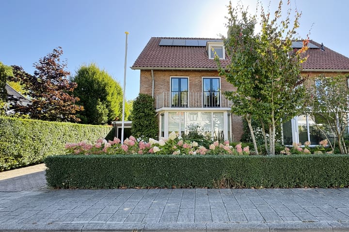 Foto 68 van Burgemeester van Akenstr 14