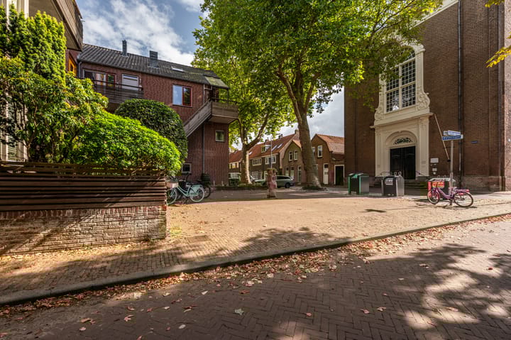 Photo 9 of Zuidsingel 19