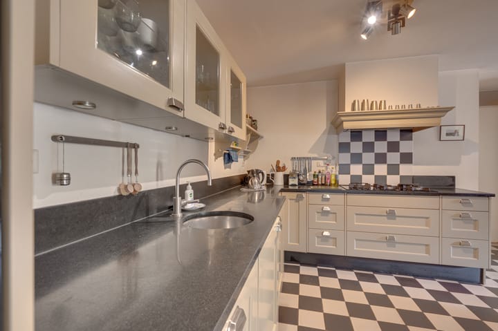 Photo 18 of Zuidsingel 19