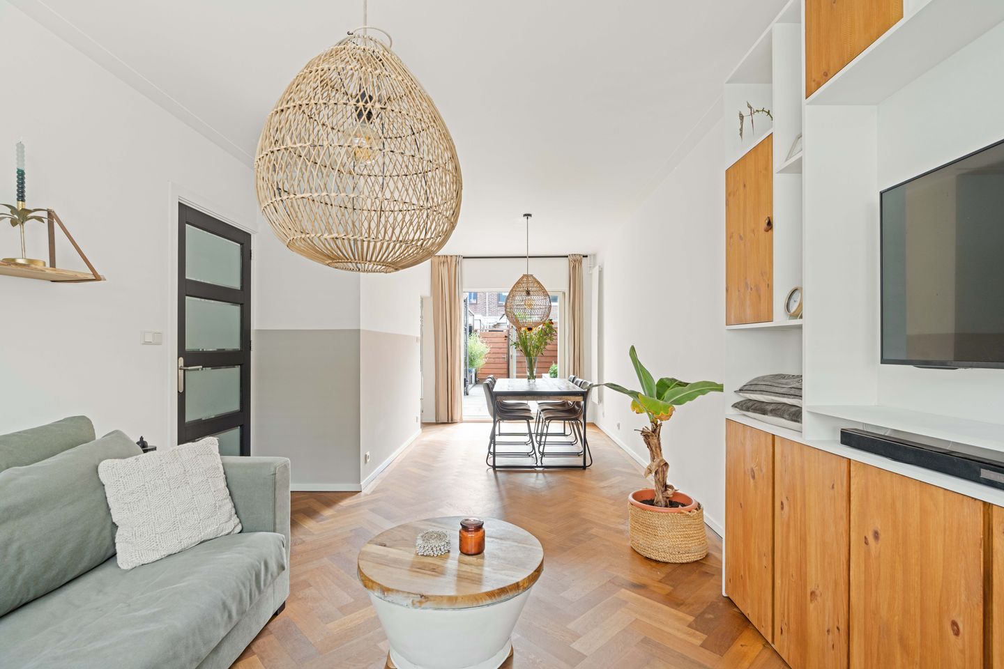 Photo 10 of Maasstraat 46