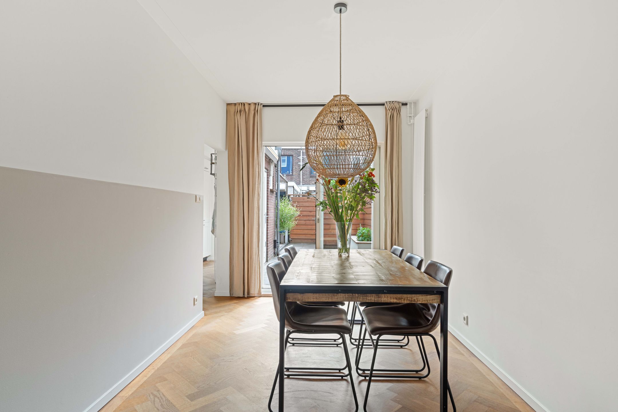 Photo 12 of Maasstraat 46